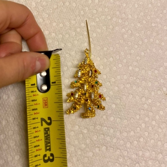 Y2K Vintage Signed Original by Robert Gold Tone Christmas Tree Brooch Rhinestone - Picture 3 of 7